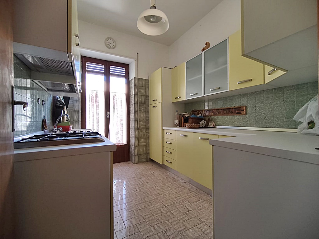 Orvieto, 10 minuti circa, vendesi appartamento